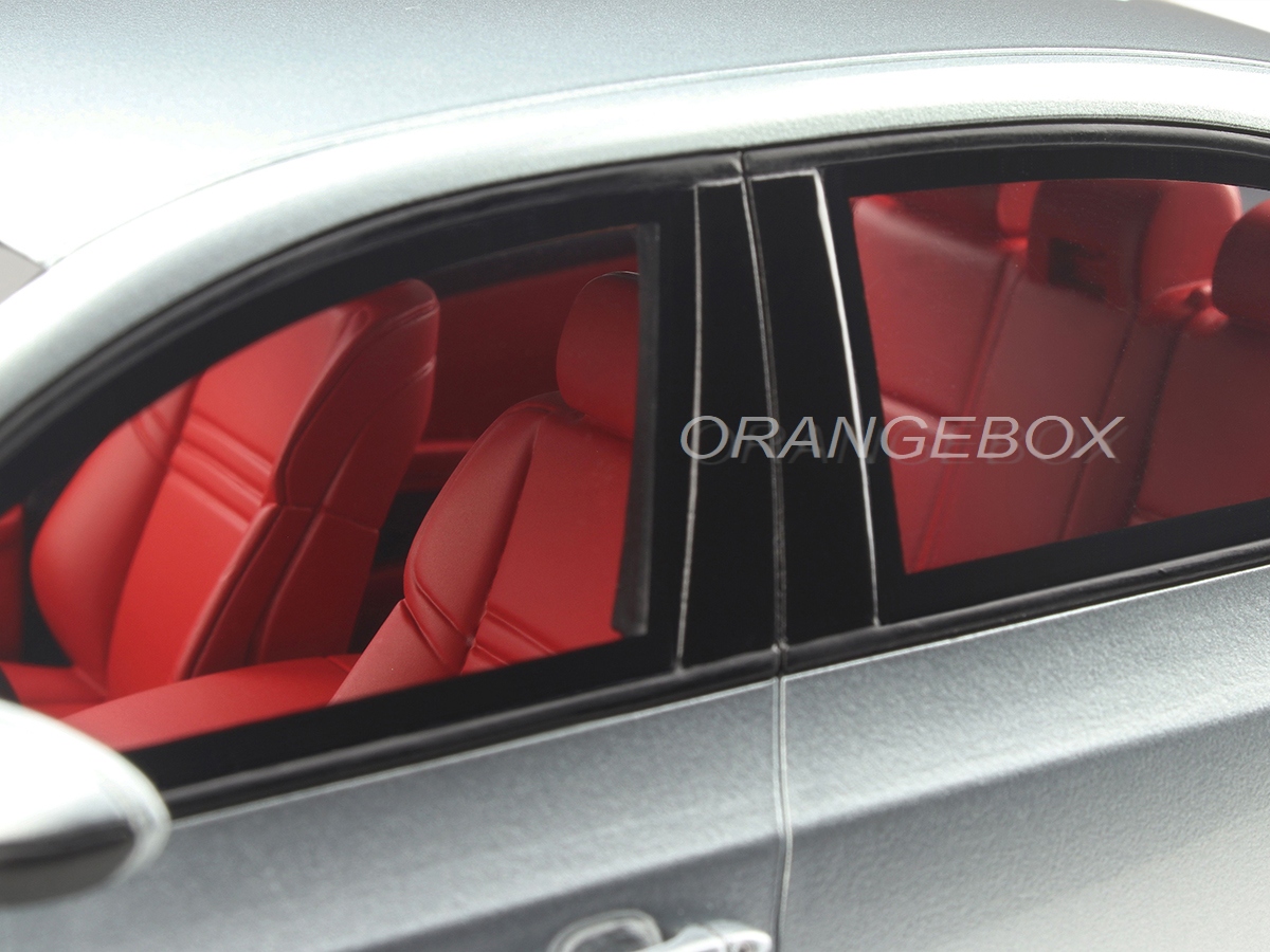 BMW E60 Phase 2 M5 1:18 OttOmobile - 20 anos! Loja on-line de