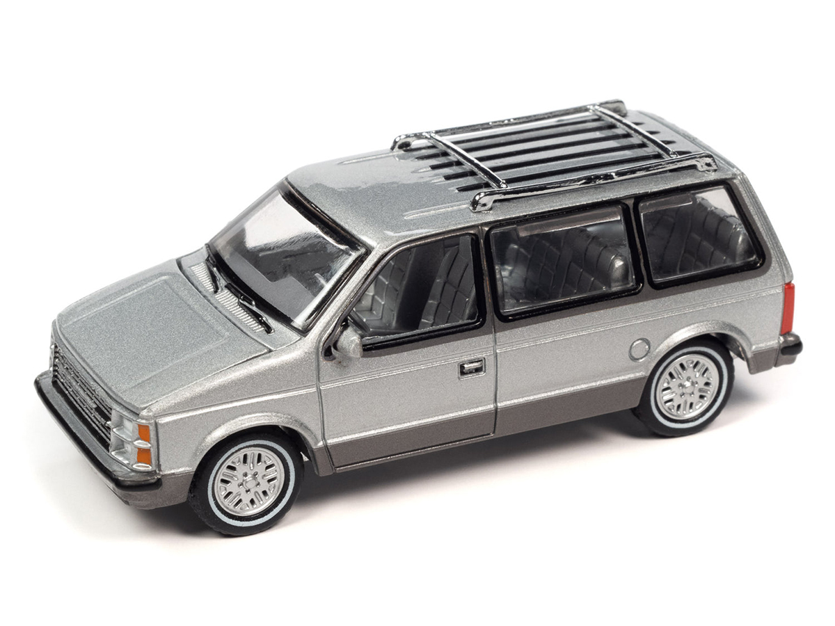 Plymouth Voyager 1985 Release 2A 2023 1:64 Autoworld Premium - 20