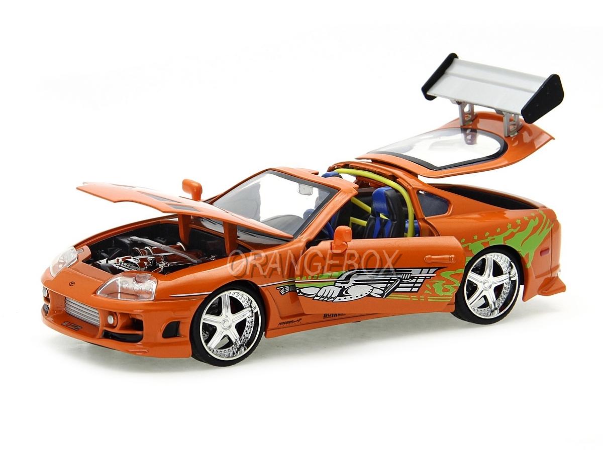 1995 TOYOTA SUPRA W/ LIGHTS AND BRIAN FIGURINE 1/18 scale DIECAST CAR JADA TOYS 1995 TOYOTA SUPRA W/ LIGHTS AND BRIAN FIGURINE 1/18 scale DIECAST CAR JADA TOYS