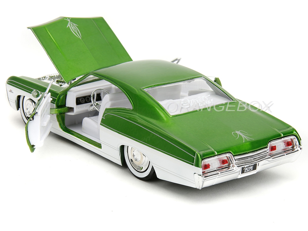 Chevrolet Impala SS 1967 2 Portas Jada Toys 1:24 Verde - 20 anos