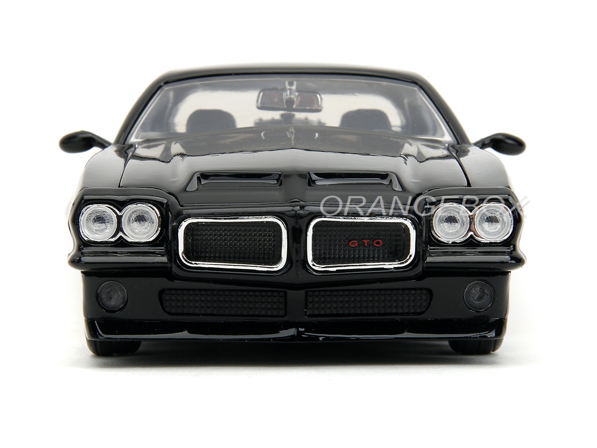 ミニカー jadatoys 1/24 COLLECTOR'S CLUB GTO Pontiac GTO Judge 1971 Jada Toys 1:24 - 19 anos! Loja on-line de