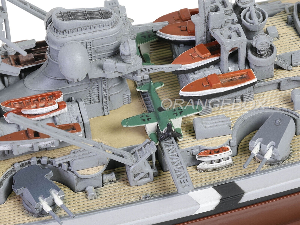 Navio Bismarck German Battleship (Denmark Strait) May 1941 1:700