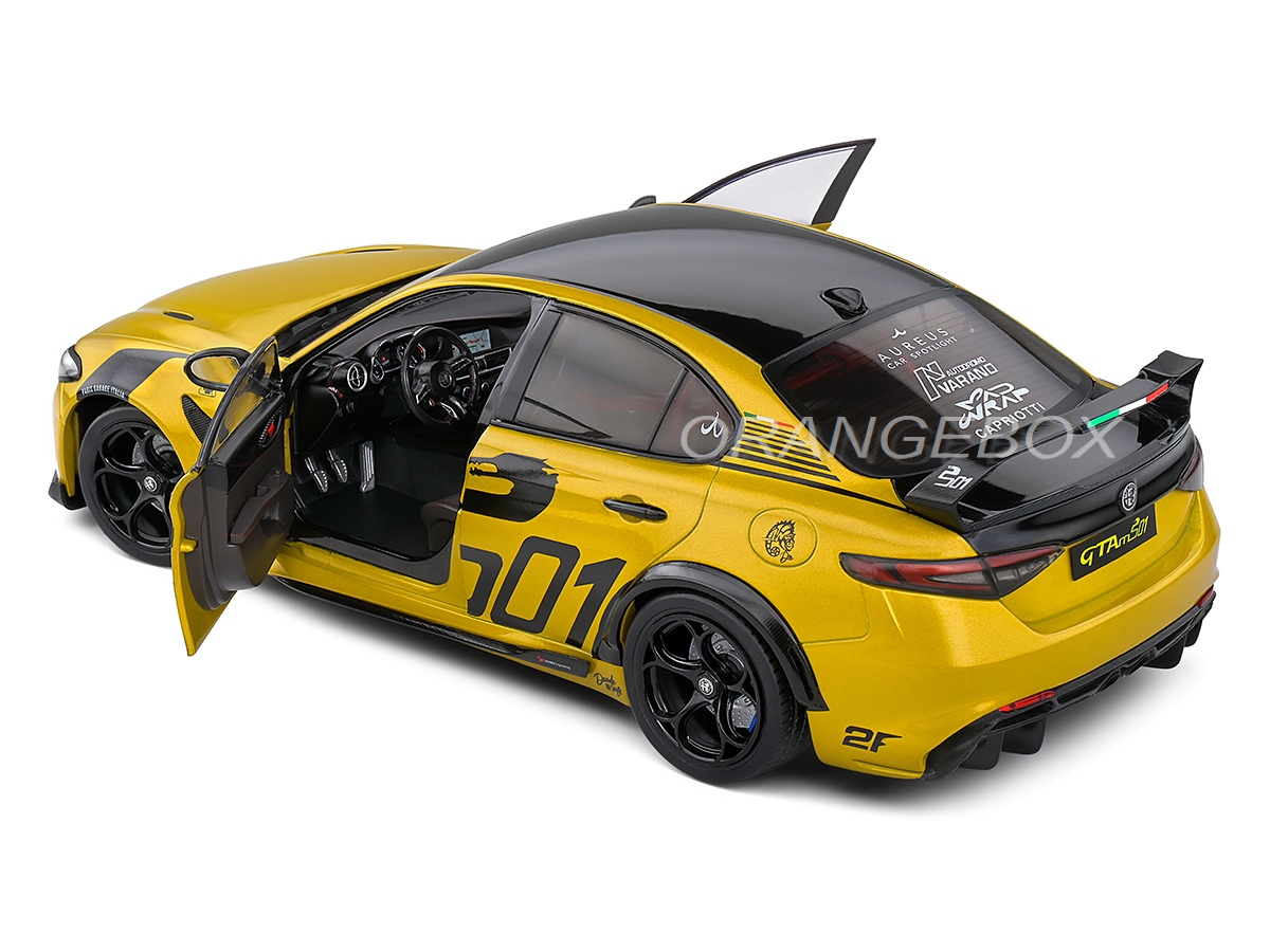 Alfa Romeo Giulia GTA 2022 Nagemaakt 1:18 Solido - 19 anos! Loja