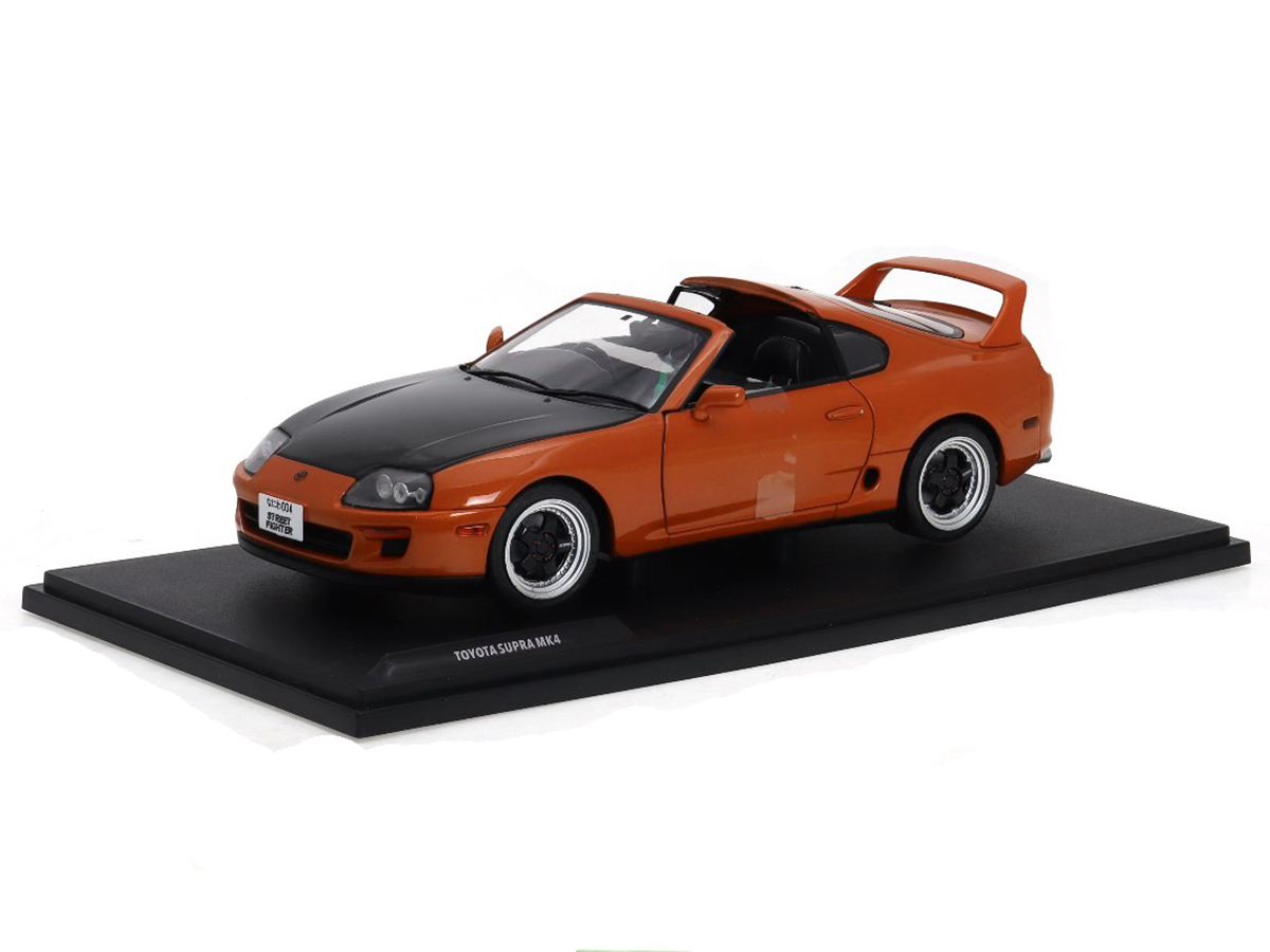Toyota Supra MK4 (A80) Street Fighter 1993 1:18 Solido Vermelho