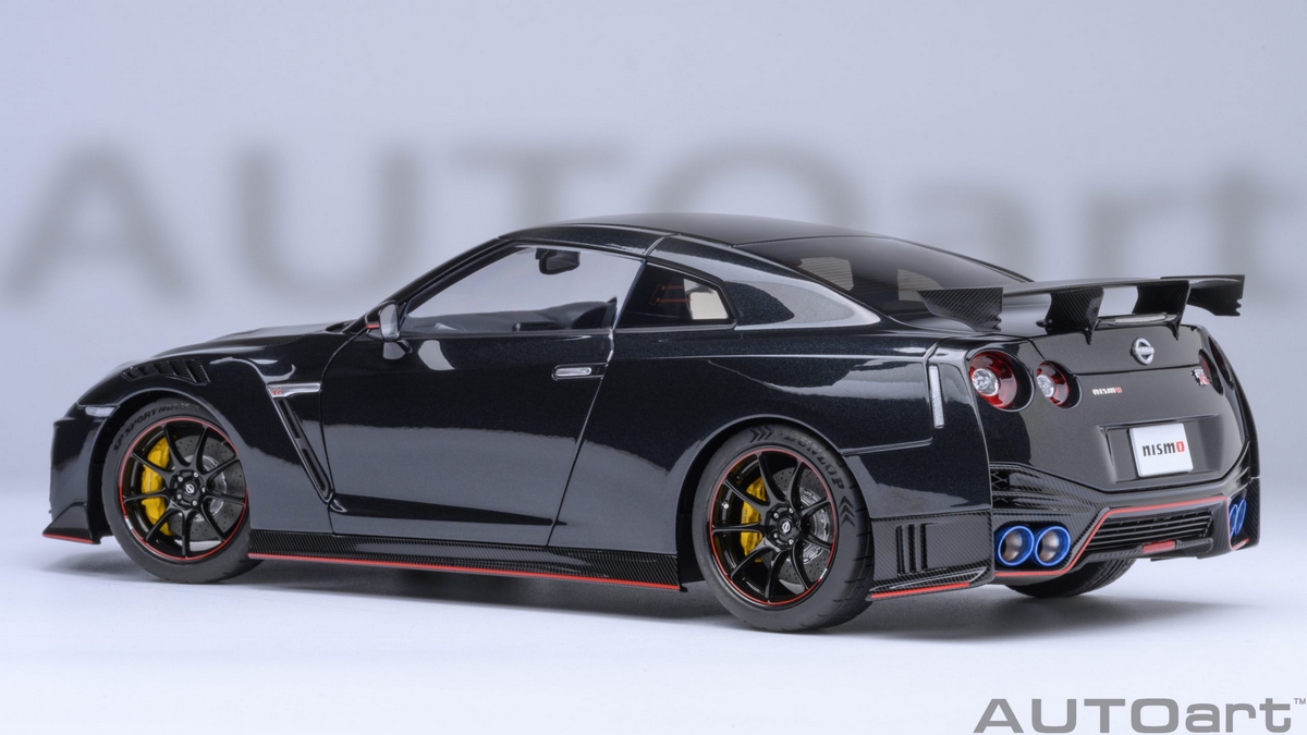 Nissan GT-R (R35) NIsmo 2022 Special Edition 1:18 Autoart Preto