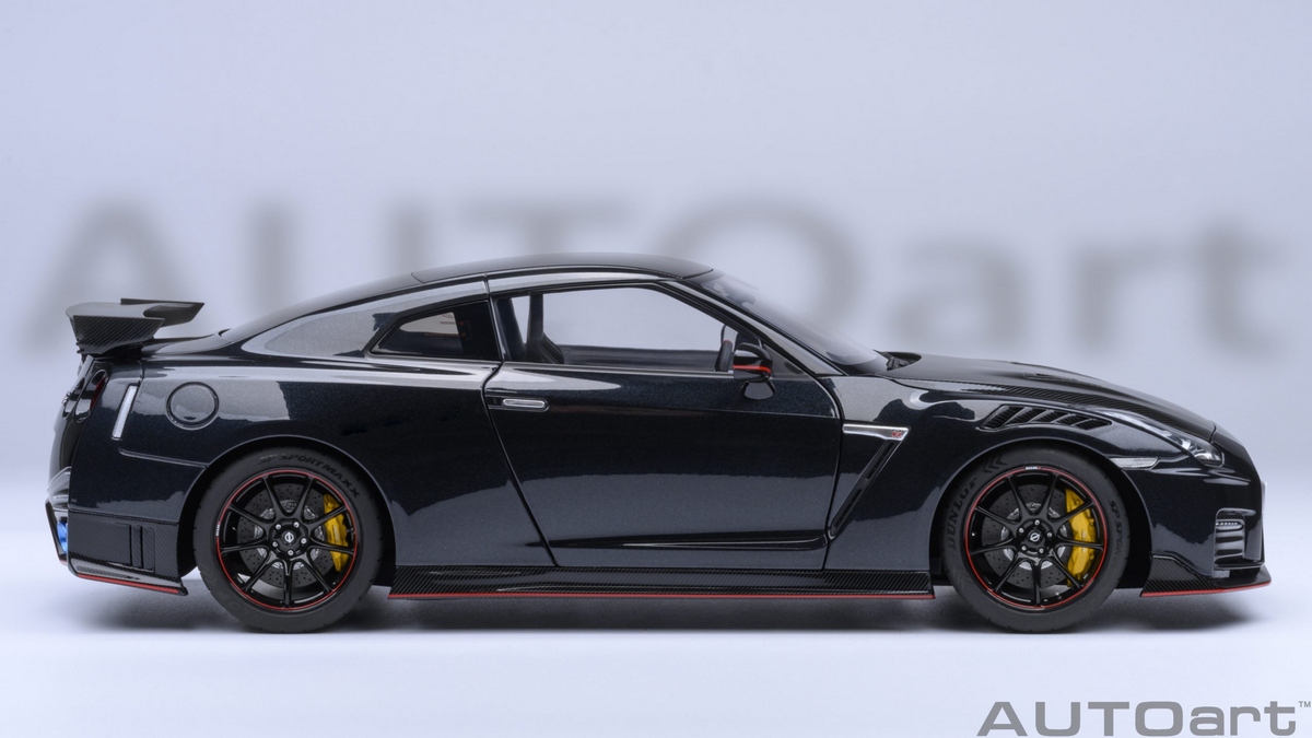 Nissan GT-R (R35) NIsmo 2022 Special Edition 1:18 Autoart Preto