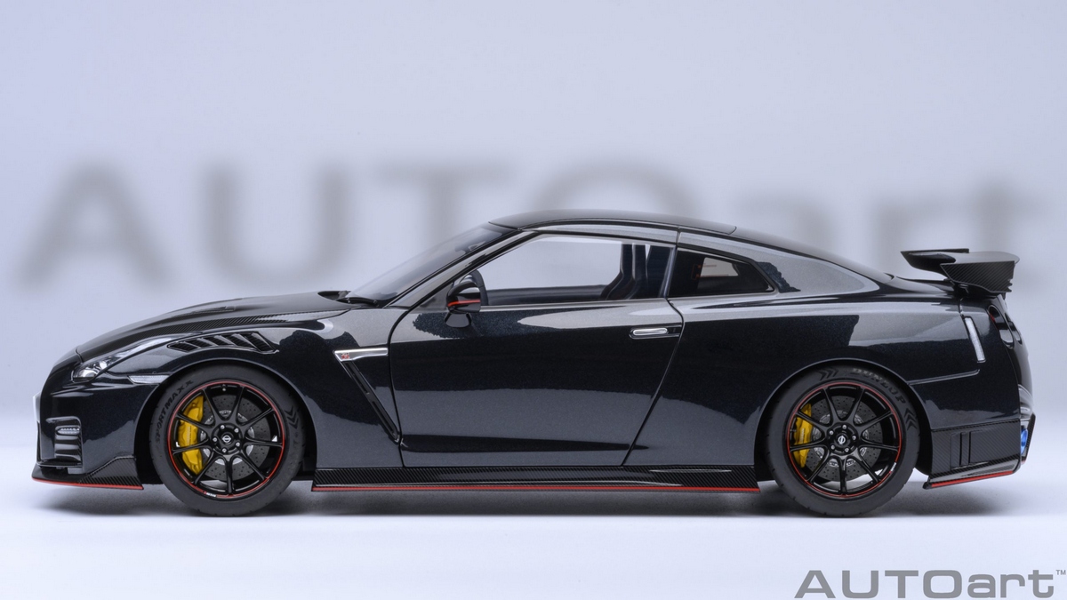 Nissan GT-R (R35) NIsmo 2022 Special Edition 1:18 Autoart Preto