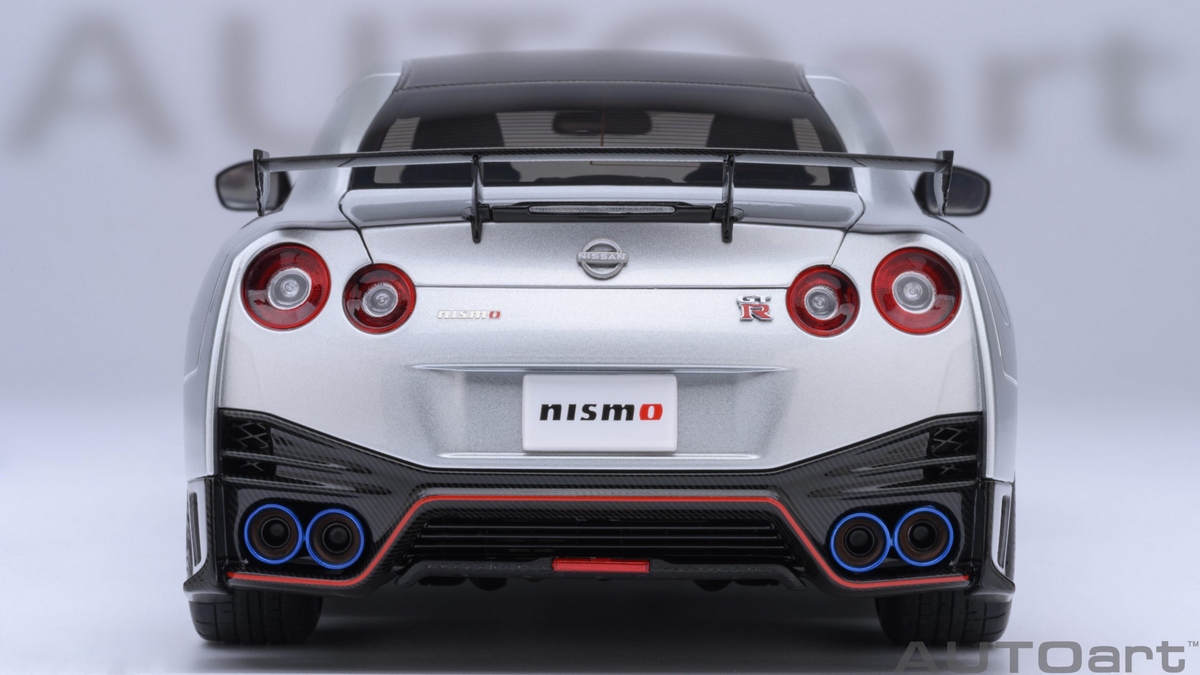 Miniatura Auto Art 1:18 - Nissan GT-R (R35) Nismo 2022