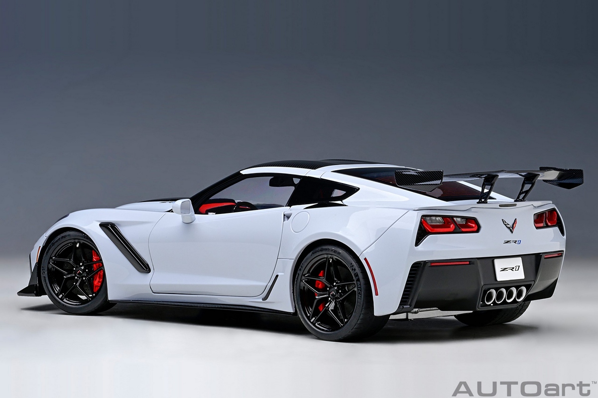 Chevrolet Corvette C7 ZR1 1:18 Autoart Cinza - 20 anos! Loja on