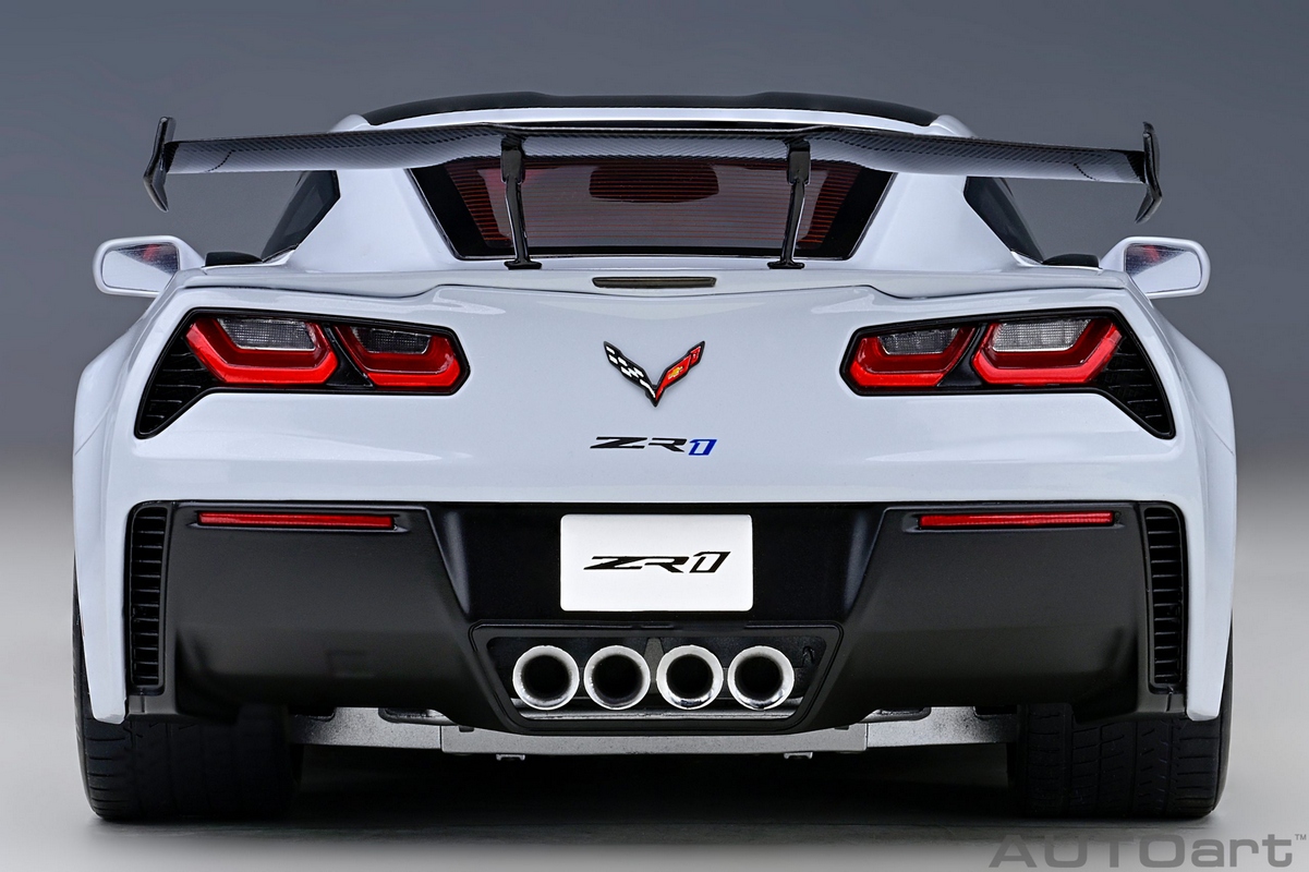 Chevrolet Corvette C7 ZR1 1:18 Autoart Cinza - 20 anos! Loja on