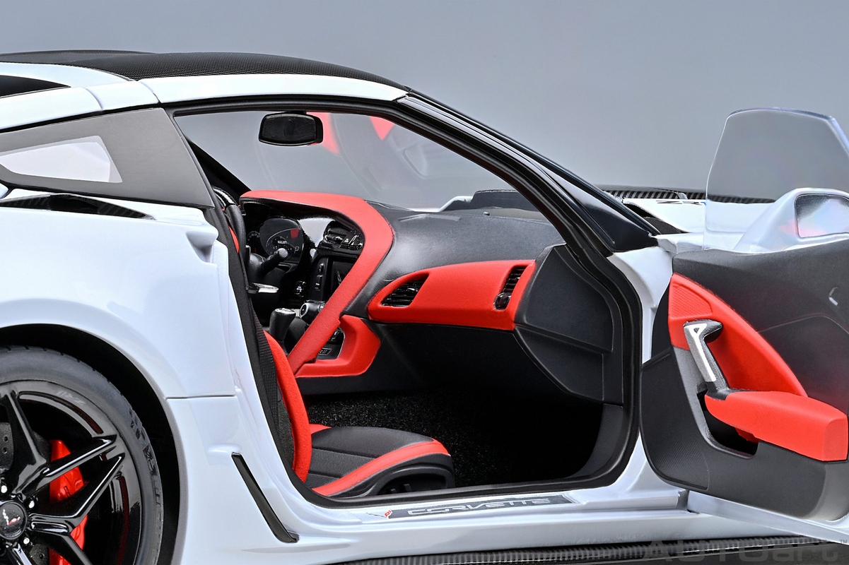 Chevrolet Corvette C7 ZR1 1:18 Autoart Cinza - 20 anos! Loja on