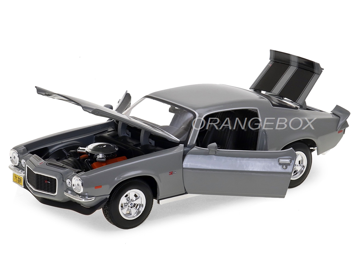 Chevrolet Camaro 1971 1:18 Maisto Cinza - 20 anos! Loja on-line de