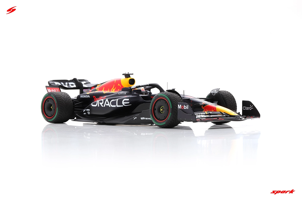 Fórmula 1 Oracle Red Bull RB18 Winner Japão 2022 Max Verstappen 1