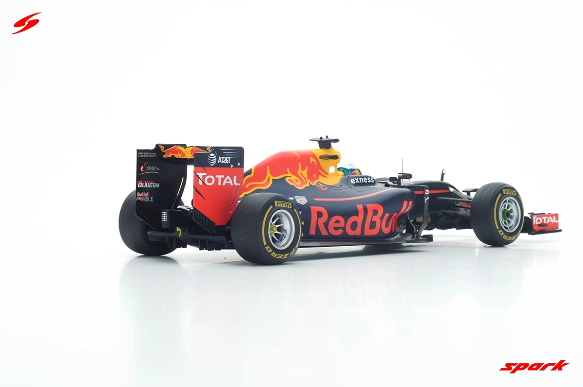 Fórmula 1 Red Bull Racing Tag Heuer RB12 Malaysian 2016 Daniel