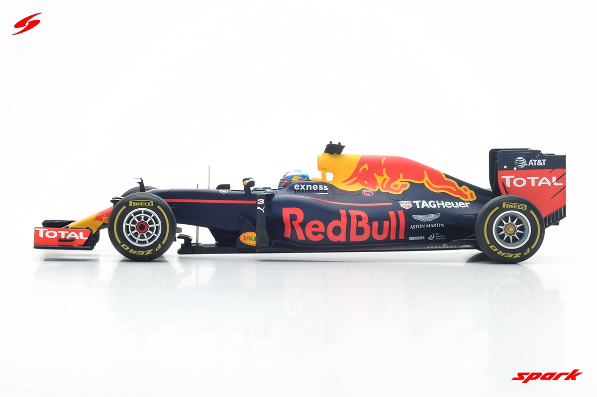 Fórmula 1 Red Bull Racing Tag Heuer RB12 Malaysian 2016 Daniel