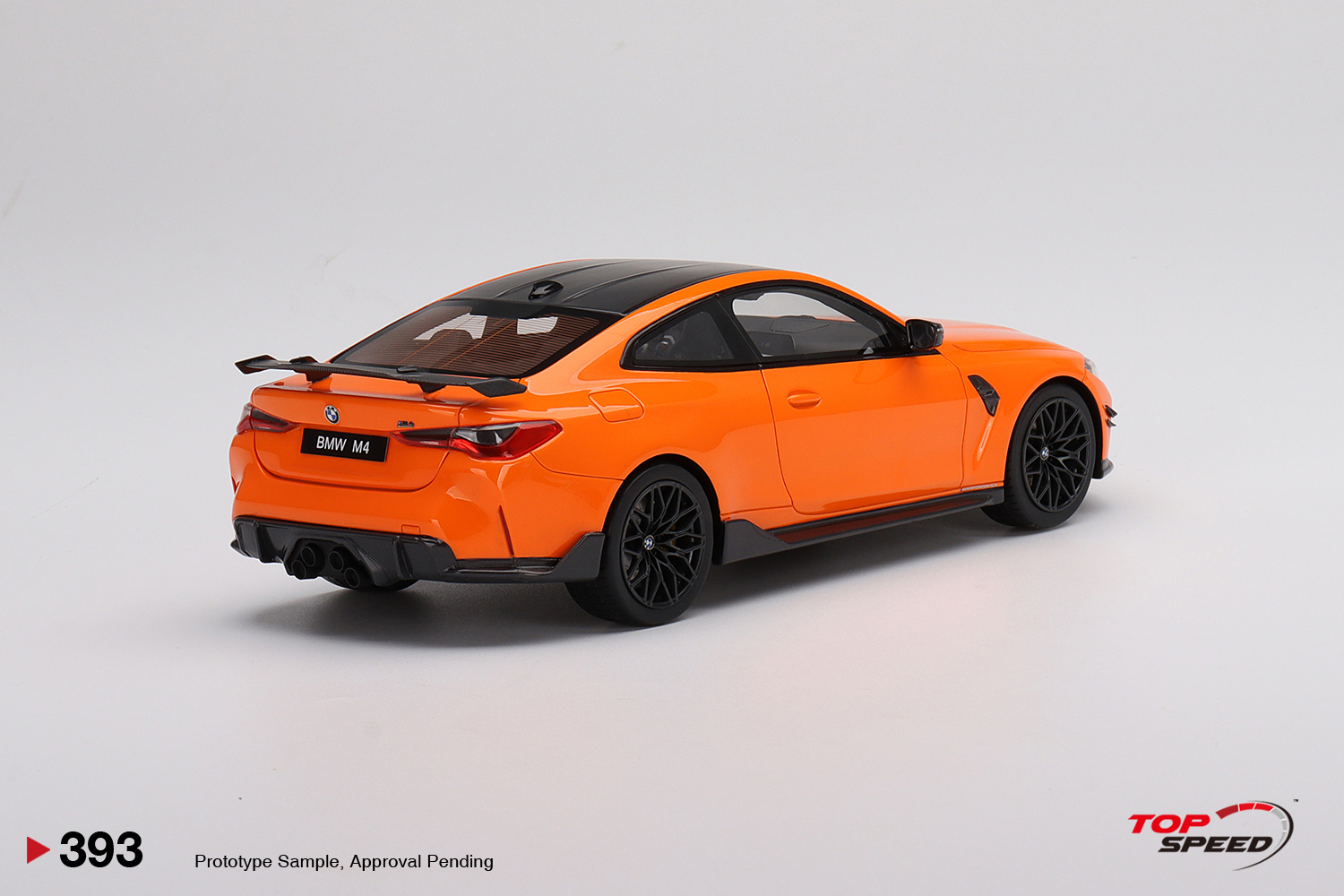 BMW M4 M-Performance (G82) 1:18 TopSpeed Laranja - 19 anos