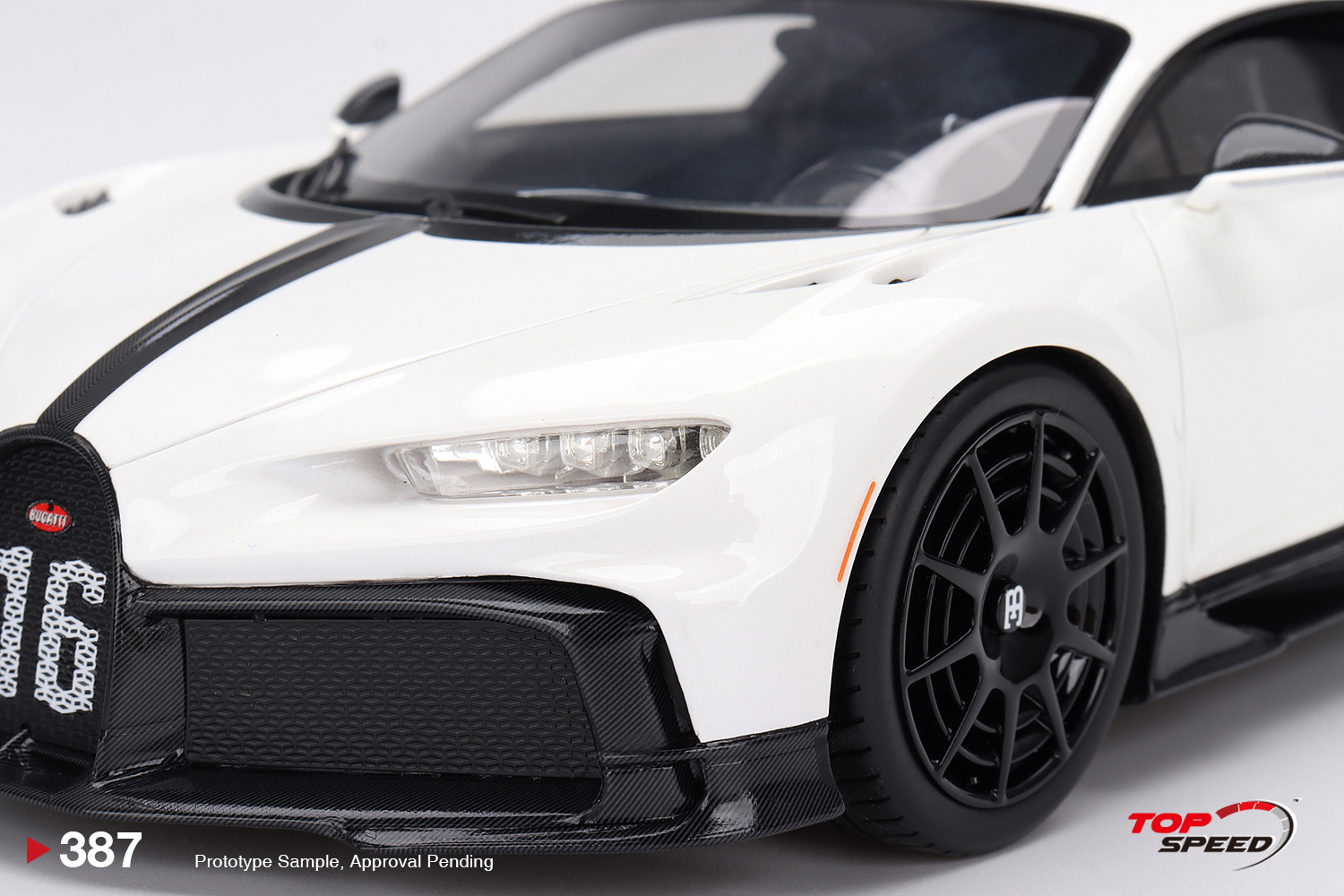 Bugatti Chiron Pur Sport 1:18 TopSpeed Branco - 20 anos! Loja on
