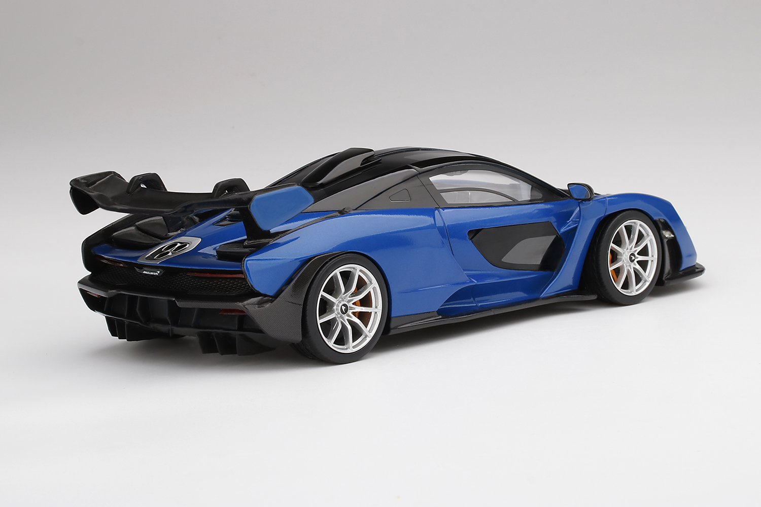 TOP SPEED McLaren Senna ミニカー 1/18 TS0246 McLaren Senna 1:18 TopSpeed Azul - 20 anos! Loja on-line de