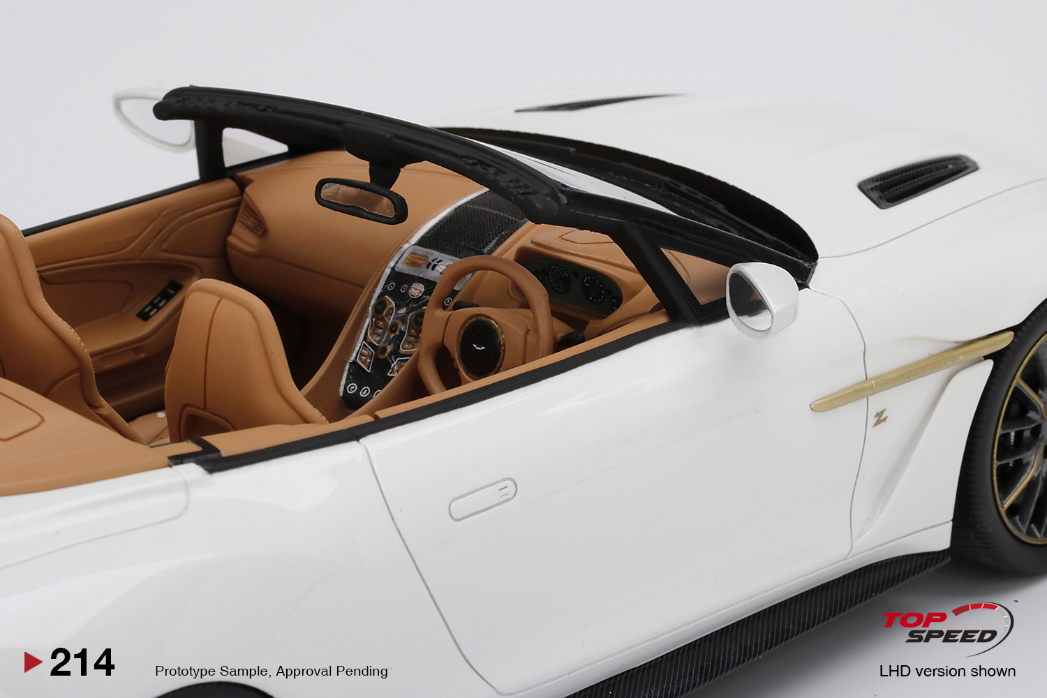 Aston Martin Vanquish Zagato Volante 1:18 TopSpeed Branco - 20
