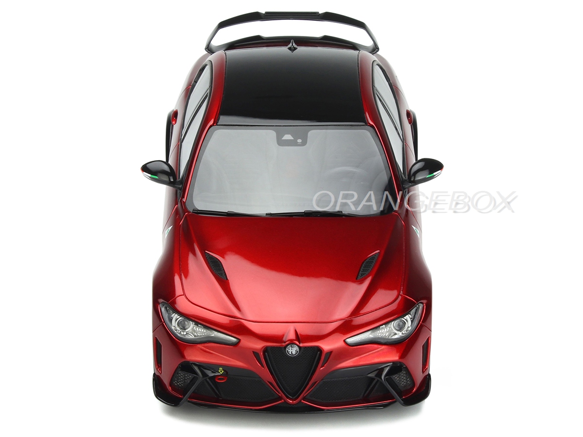 Alfa Romeo Giulia GTAm 2020 1:18 OttOmobile Vermelho - 20 anos