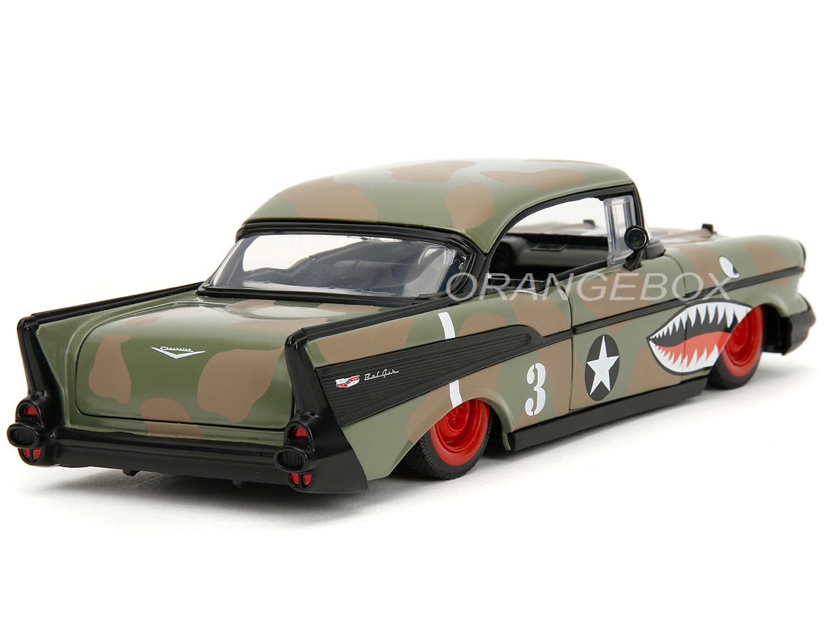 優れた品質 1957 Air Bel Chevrolet 1:24 Graphics Mouth Shark Toys Jada Jada Toys