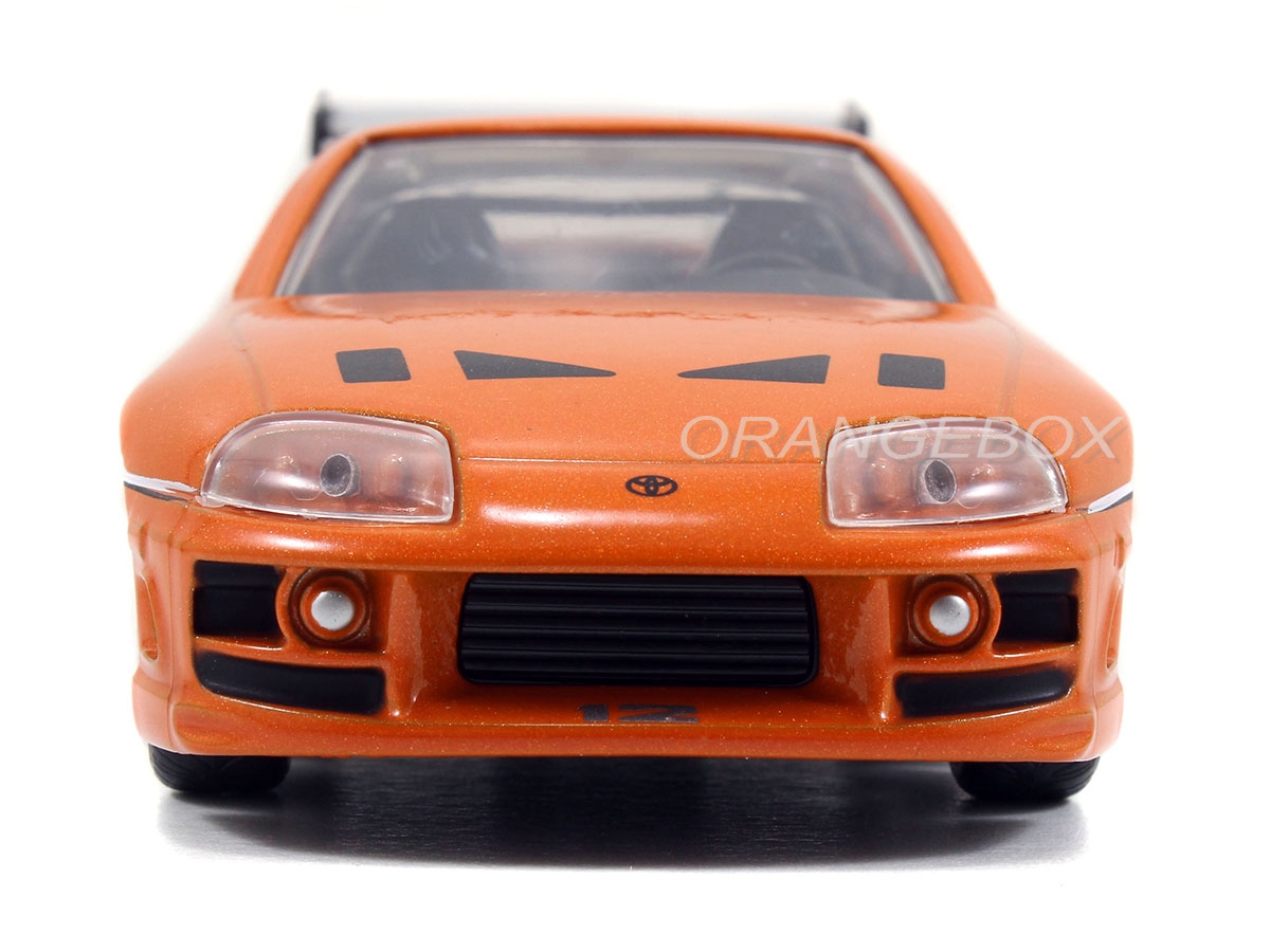 Dom's Dodge Charger R/T + Brian's Toyota Supra Velozes e Furiosos