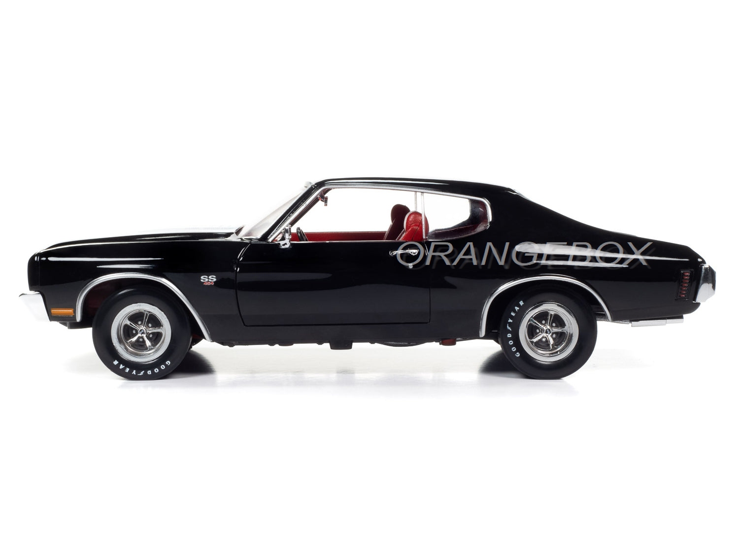 Chevrolet Chevelle SS 1970 Muscle Machines 1:18 Autoworld Preto