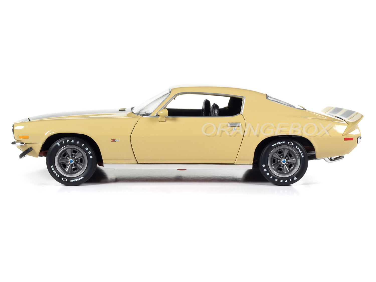 Chevrolet Camaro RS Z28 1972 1:18 Autoworld Amarelo - 19 anos