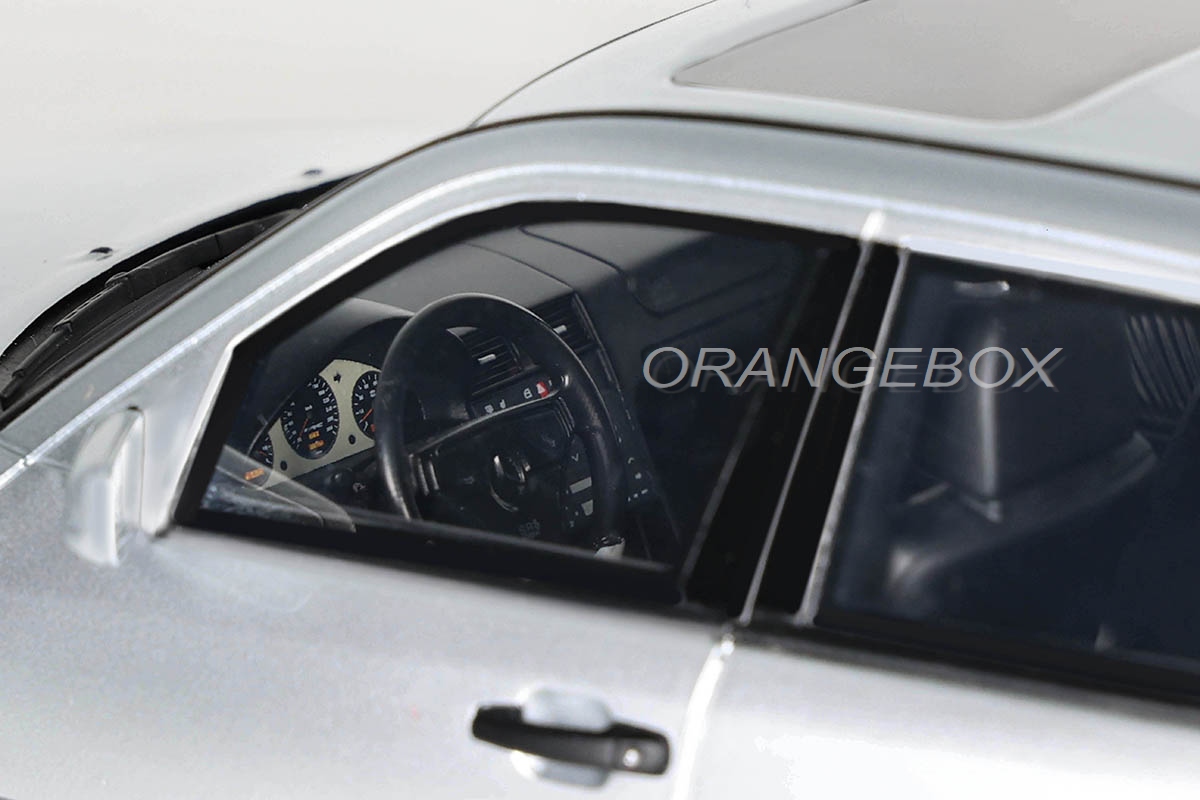 Mercedes Benz C36 AMG W202 1990 1:18 OttOmobile - 19 anos! Loja on