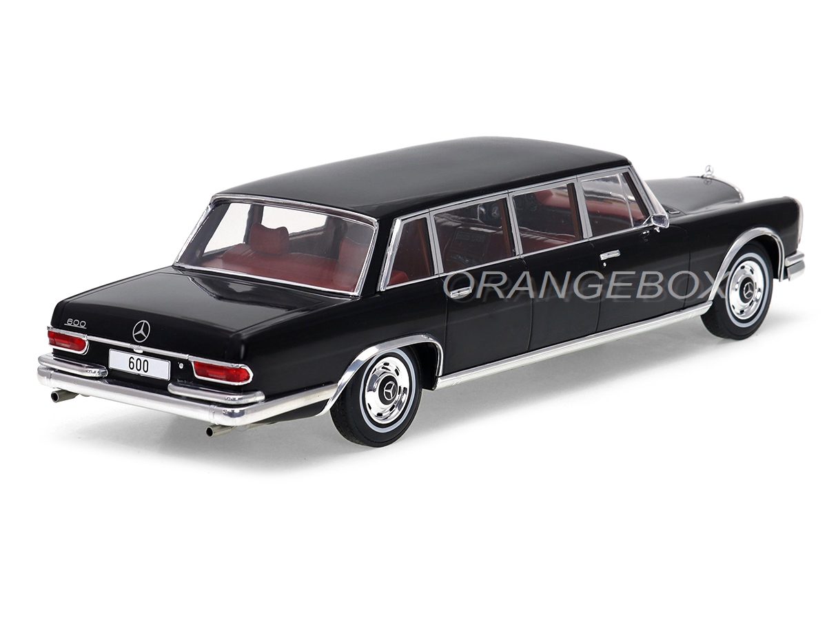 Mercedes Benz 600 Pullman LWB (W100) 1969 1:18 MCG Preto - 20 anos