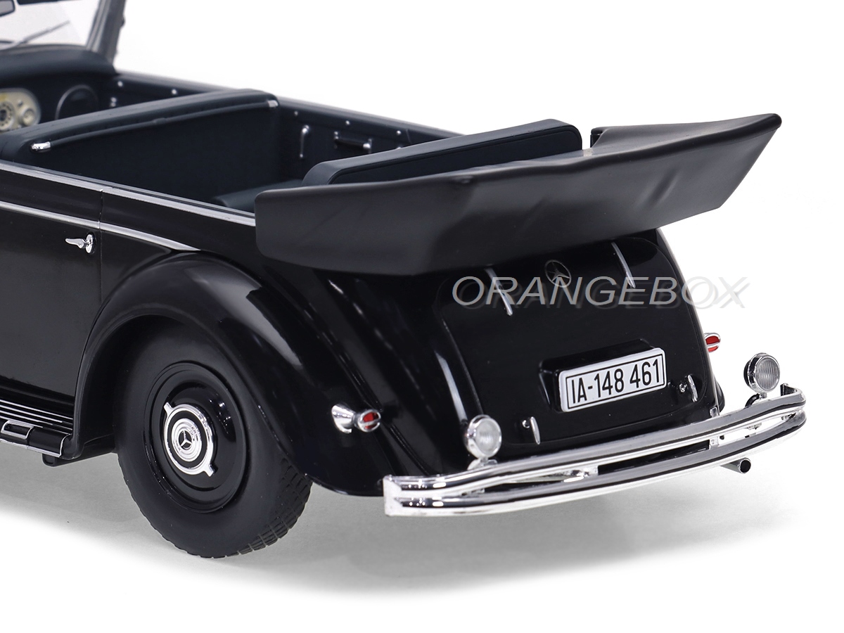 Mercedes Benz 770 (W150) 1938 Convertible 1:18 MCG Preto - 20 anos
