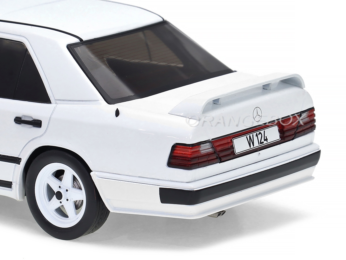 Mercedes Benz W124 Tuning 1986 1:18 MCG Branco - 20 anos! Loja on