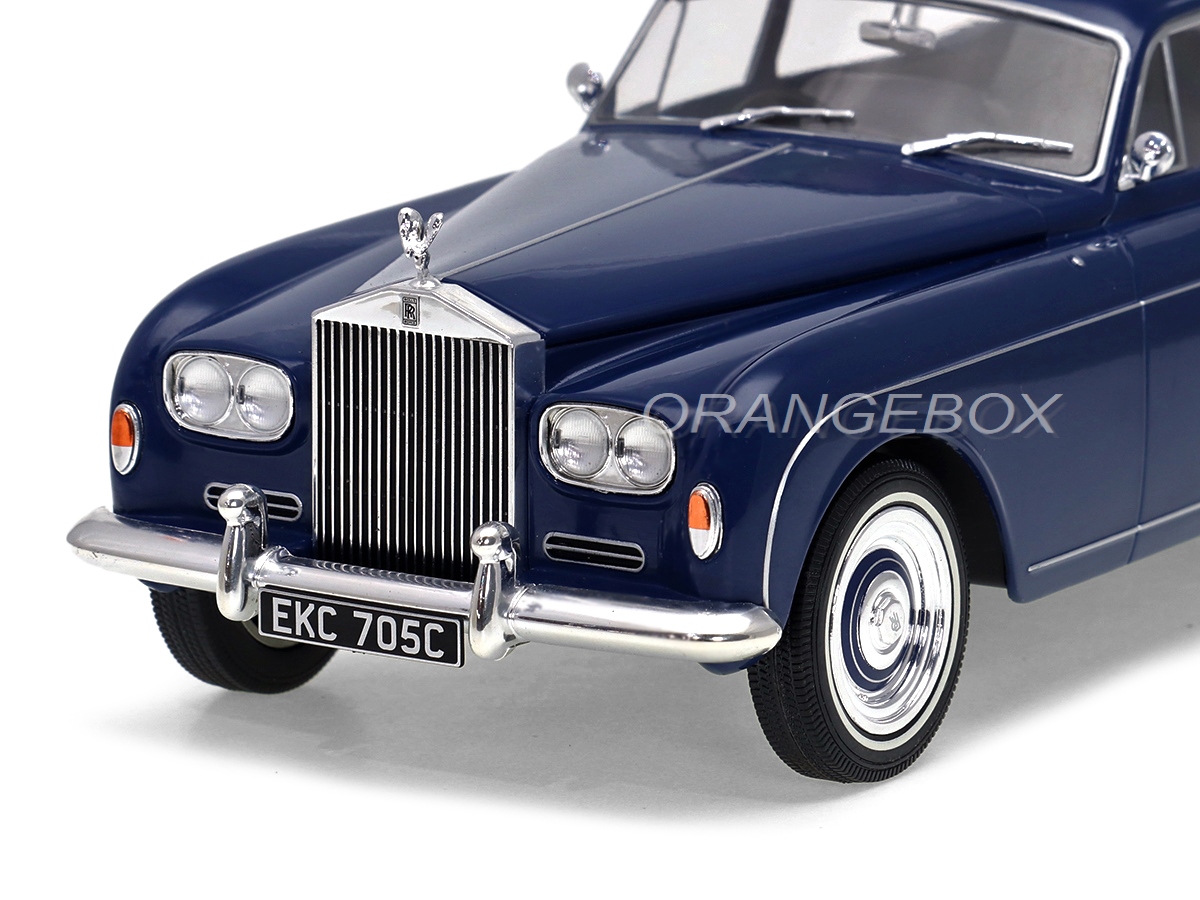 洋書 Edwardian Rolls-Royce Bentley and Rolls-Royce 1990-2002: A Brooklands Portfolio | Amazon