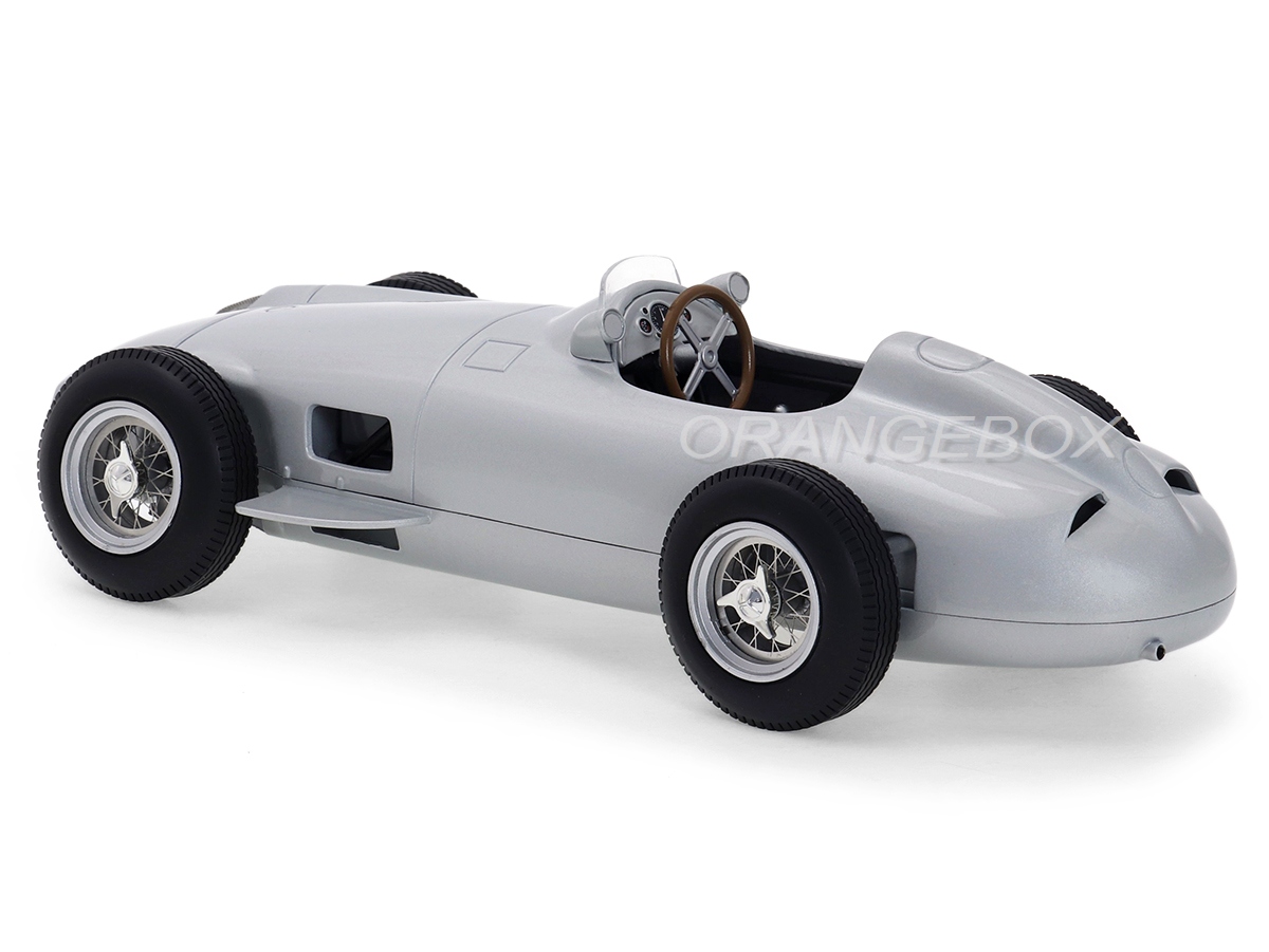 WERK 83 1/18 Mercedes-Benz F1 W196 Carrosserie Lisse 1954 - W1801801