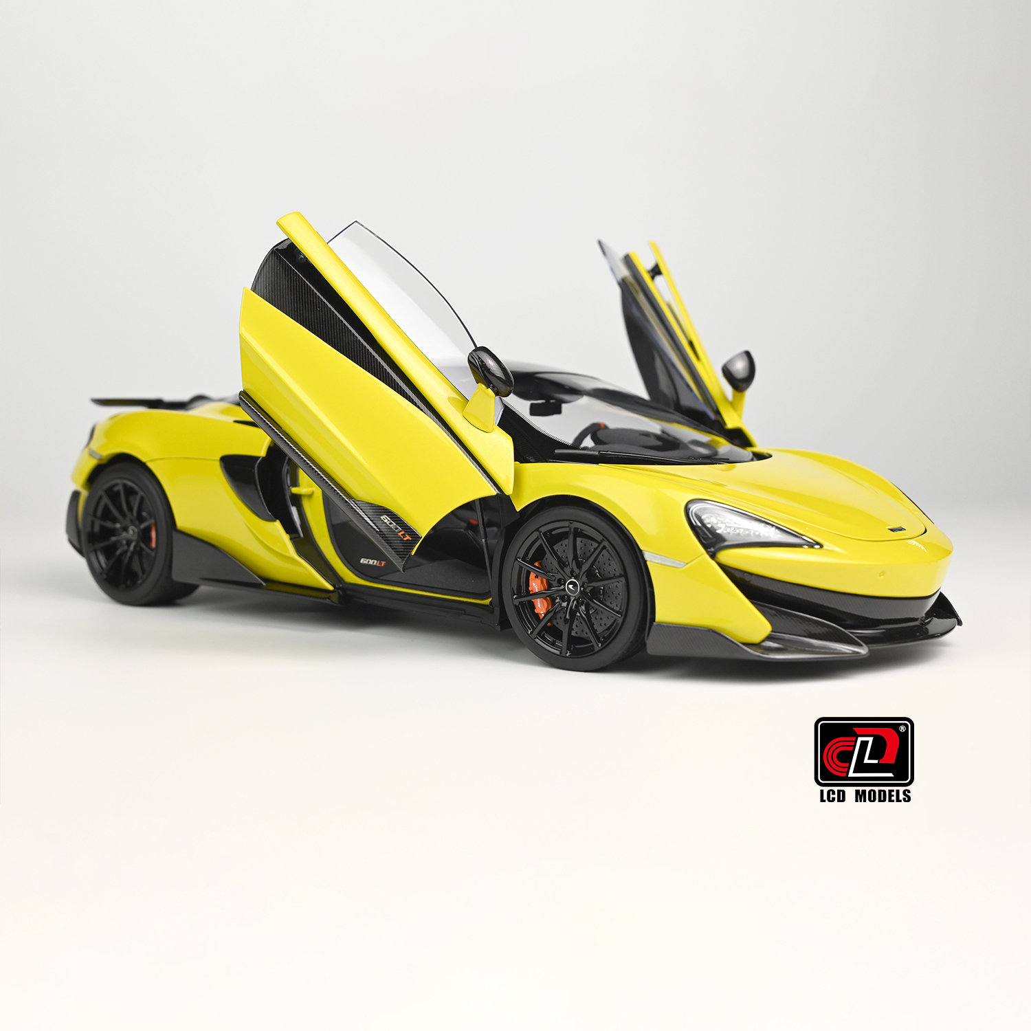 McLaren 600LT 1:18 LCD Models Amarelo - 19 anos! Loja on-line de