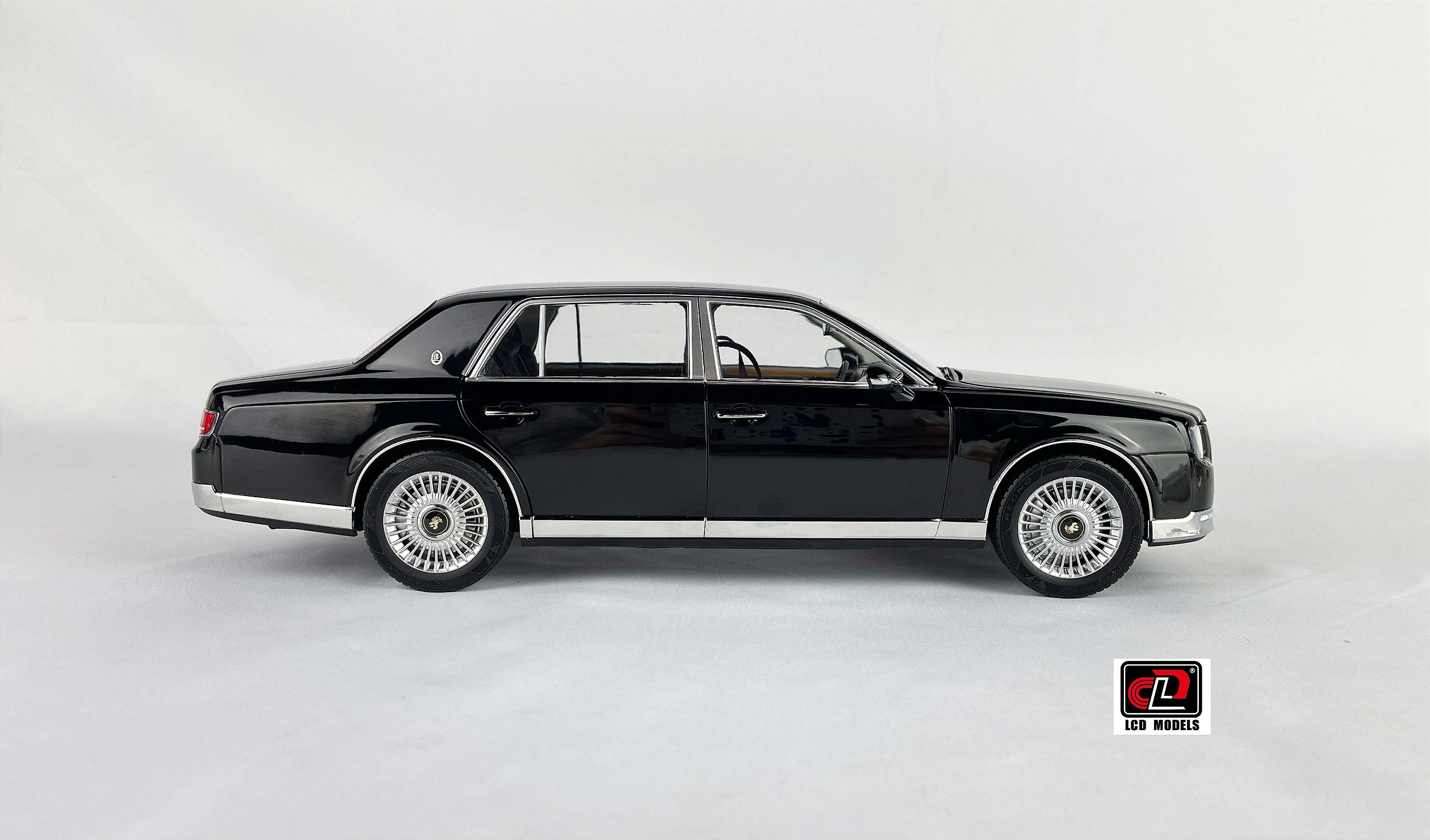 Toyota Century 1:18 LCD Models Preto - 19 anos! Loja on-line de