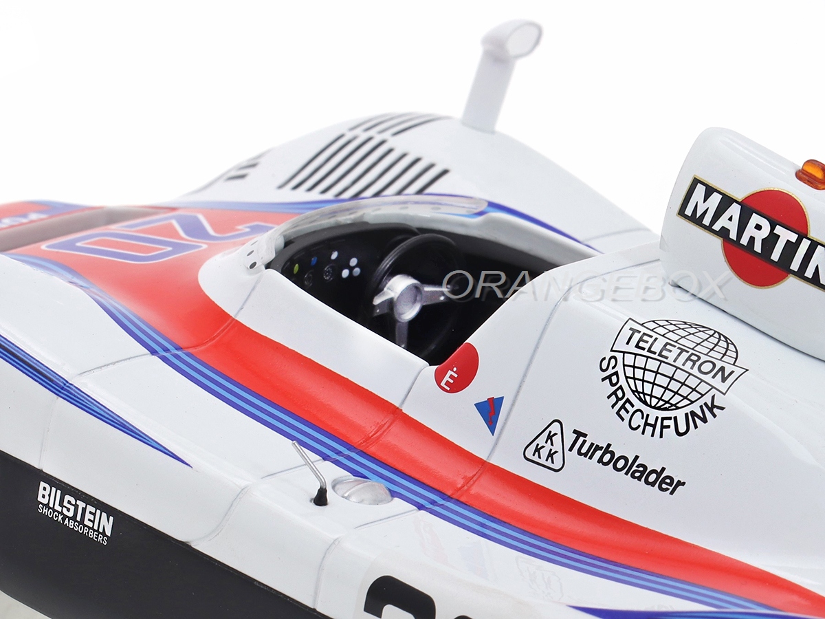 ぽぽ Porsche 936 Martini Racing World Sports Car Championship 1976 1:18
