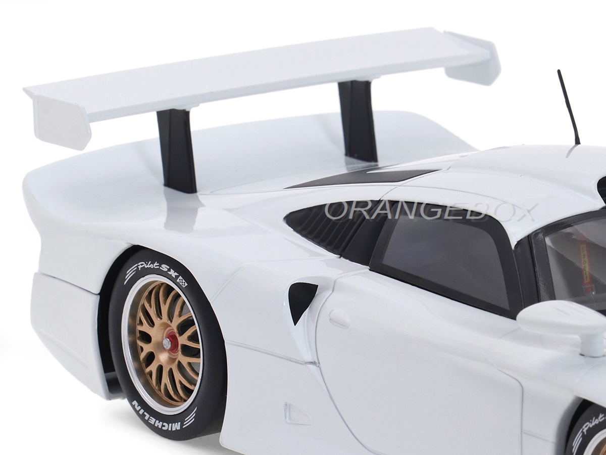 Porsche 911 GT1 Plain Body Edition 1997 1:18 Werk83 - 20 anos