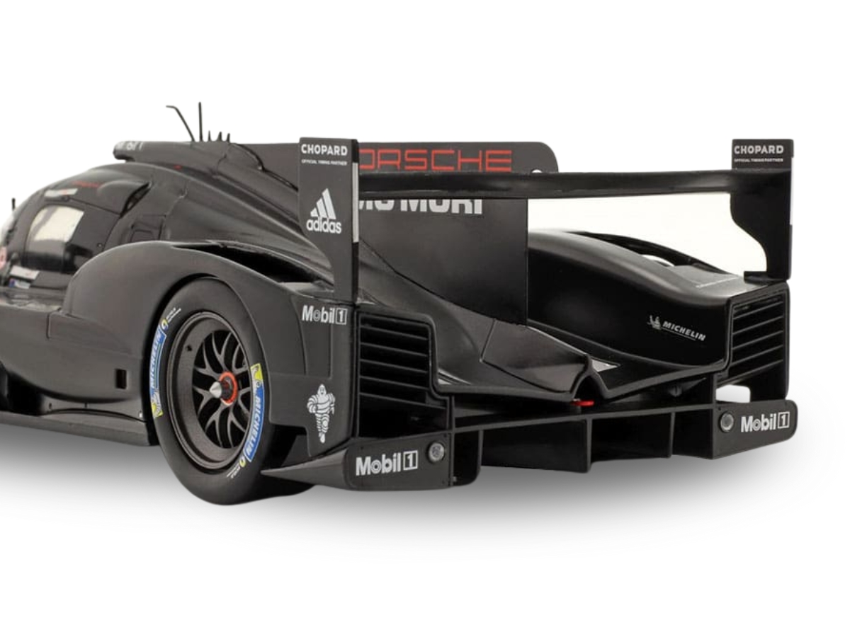 Porsche 919 Hybrid Pre Season Test Car 1:18 Ixo Models - 20 anos