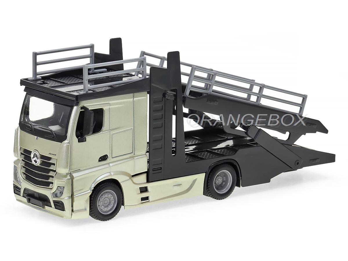 Mercedes Benz Actros + Volkswagen Polo 1:43 Bburago - 20 anos