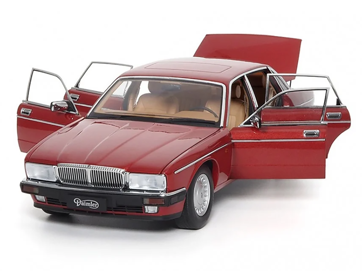 Jaguar Daimler XJ6 (XJ40) 1:18 Almost Real Vermelho - 19 anos