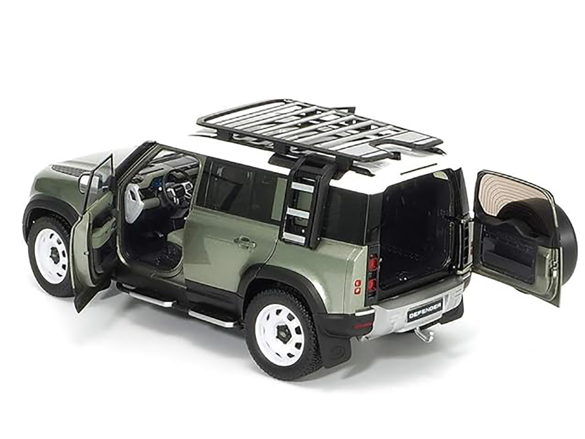 Land Rover Defender 110 2020 1:18 Almost Real Verde - 20 anos