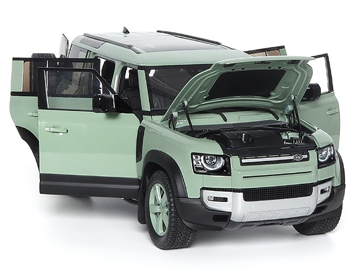Land Rover Defender 110 2023 75th Limited Edition 1:18 Almost Real