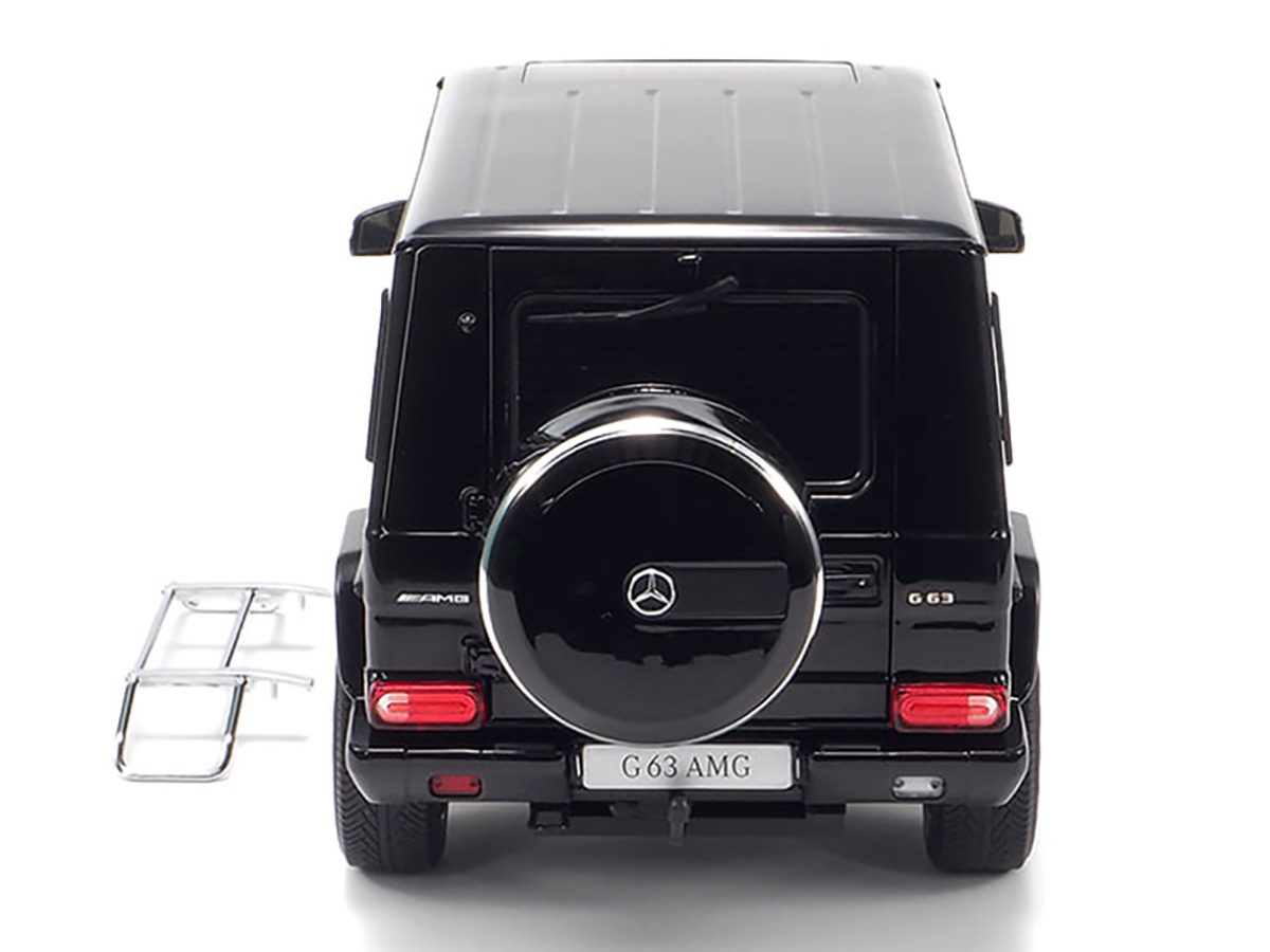 Mercedes Benz AMG G 63 (W463) 2015 1:18 Almost Real Preto - 20