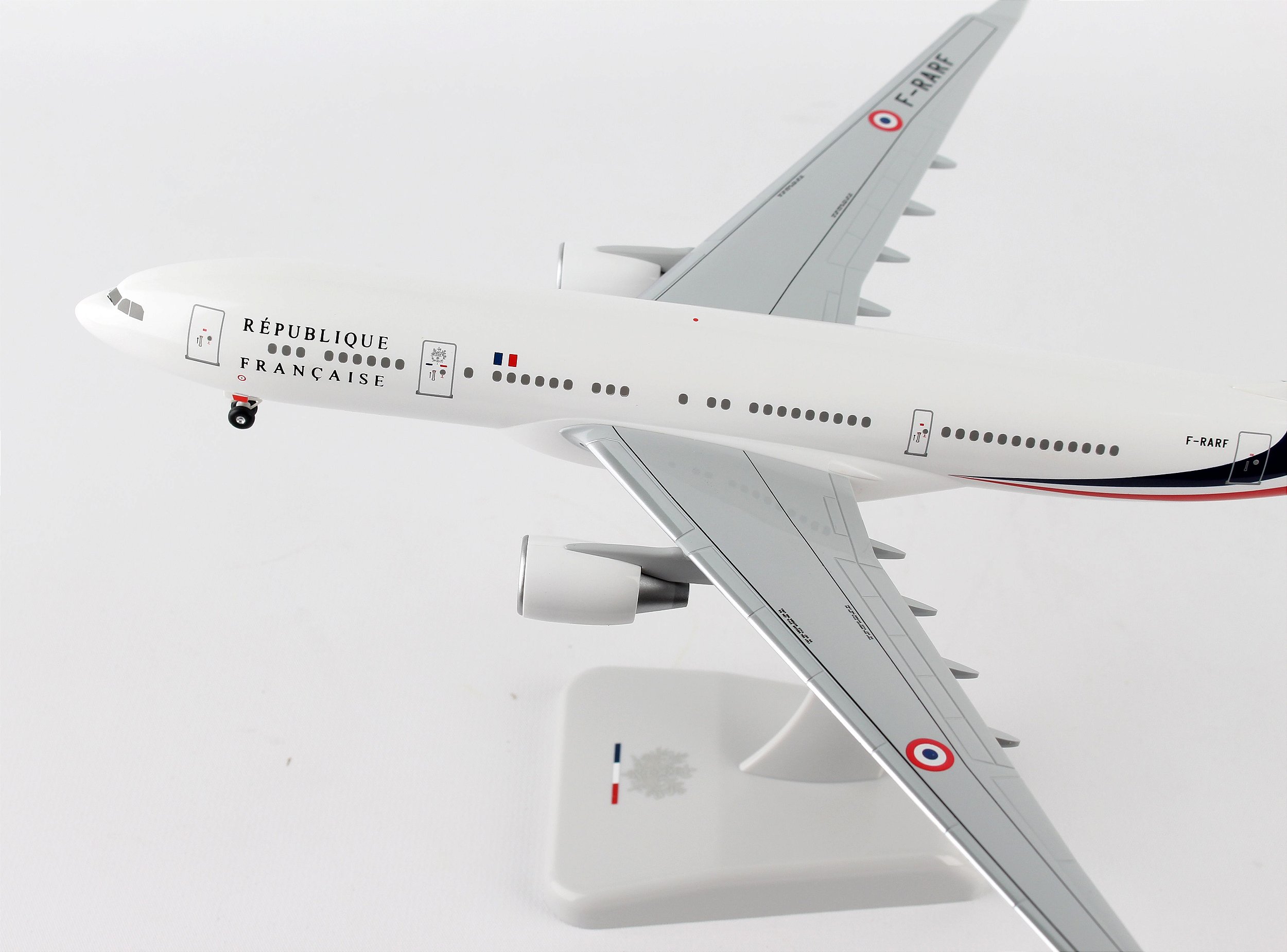 Avião Airbus A330-200 French Air Force 1:200 Hogan - 19 anos