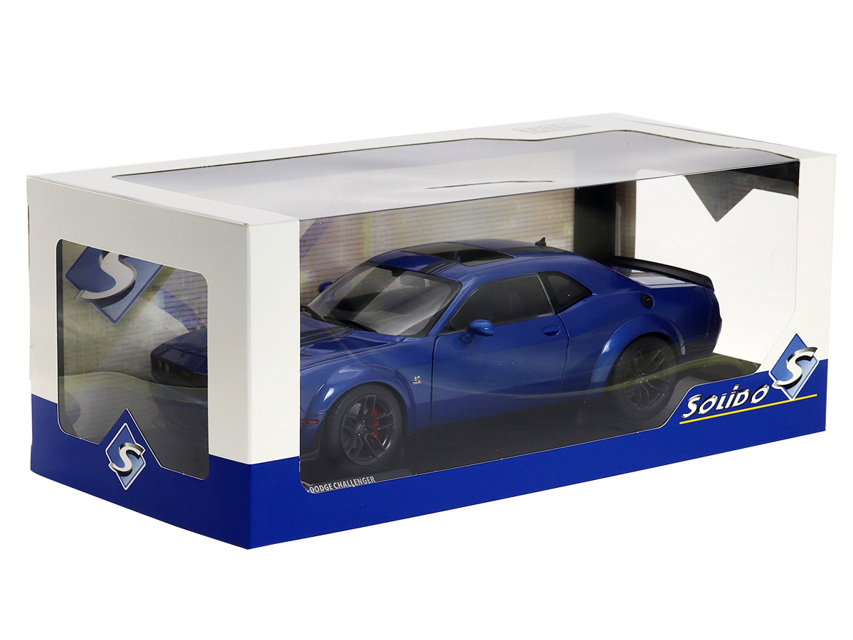 Dodge Challenger R/T Scat Pack Widebody 2023 1:18 Solido Azul - 20