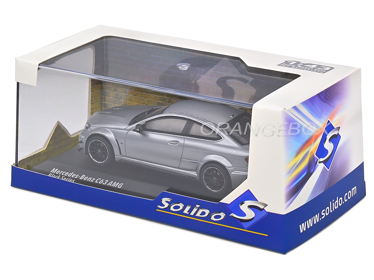1/43 Mercedes-Benz AMG C63 ブラック 1/43 Mercedes-Benz AMG C63 ブラック