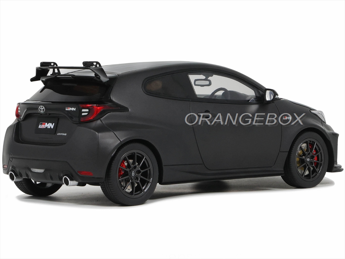 Toyota Yaris GR (Circuit Package) 2022 1:18 OttOmobile Preto - 20