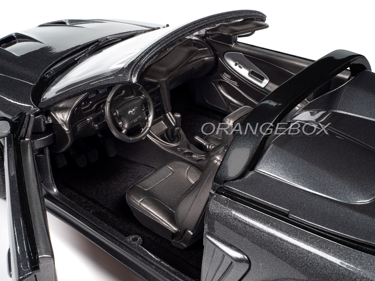 Ford Mustang Saleen S281 SC Speedster 2003 1:18 Autoworld - 19