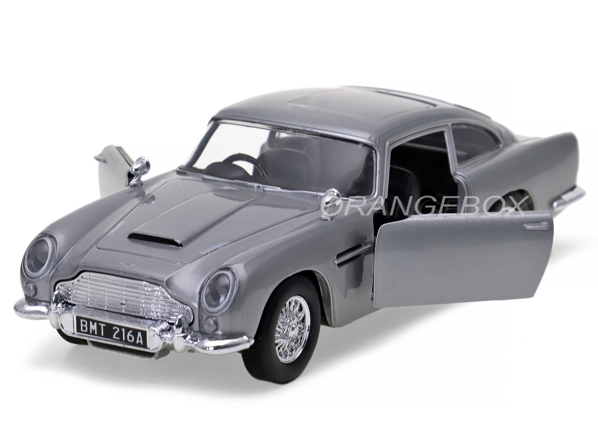 Aston Martin DB5 James Bond 007 1:24 Motormax - 20 anos! Loja on
